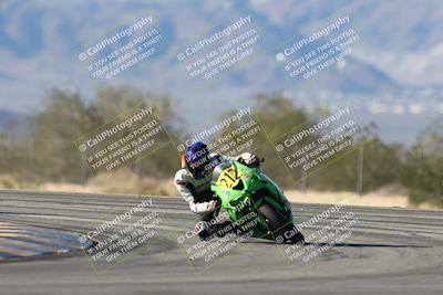 media/Dec-07-2025-CVMA (Sun) [[3e7d2de5dc]]/Race 12- Formula 40 MW and LW/